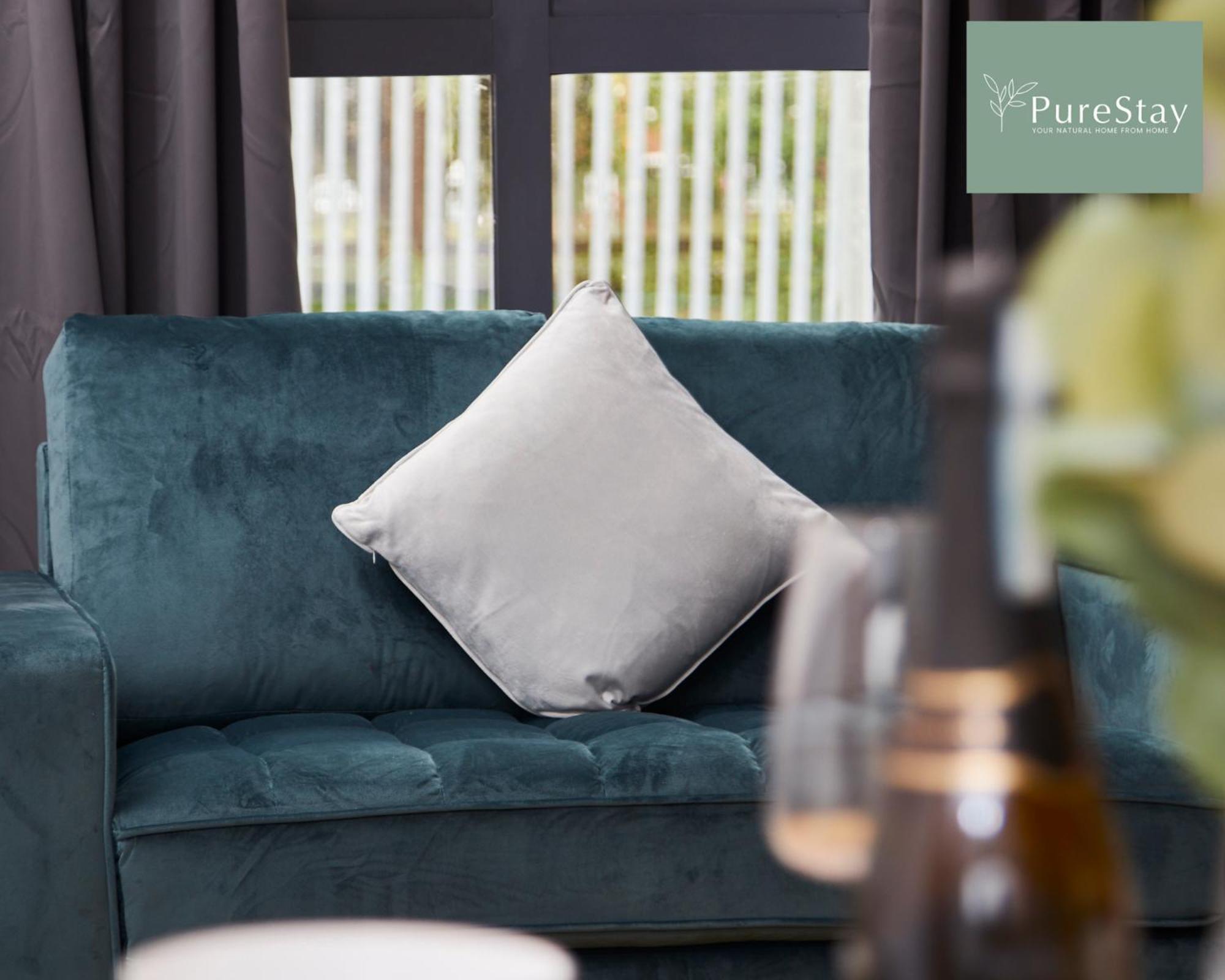 Stunning 5 Bed Manchester House With Parking By Purestay Short Lets & Serviced Accommodation Eksteriør billede