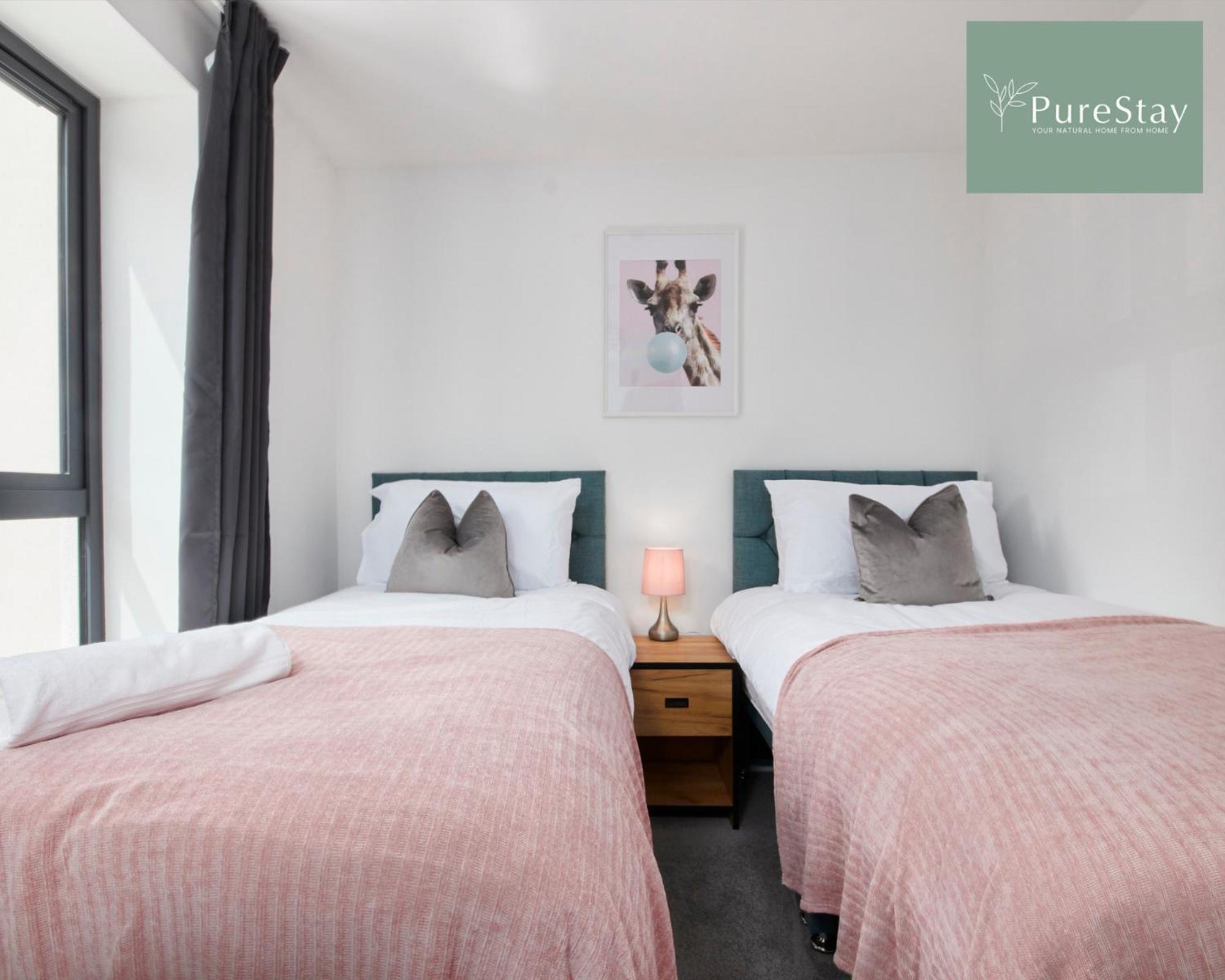 Stunning 5 Bed Manchester House With Parking By Purestay Short Lets & Serviced Accommodation Eksteriør billede