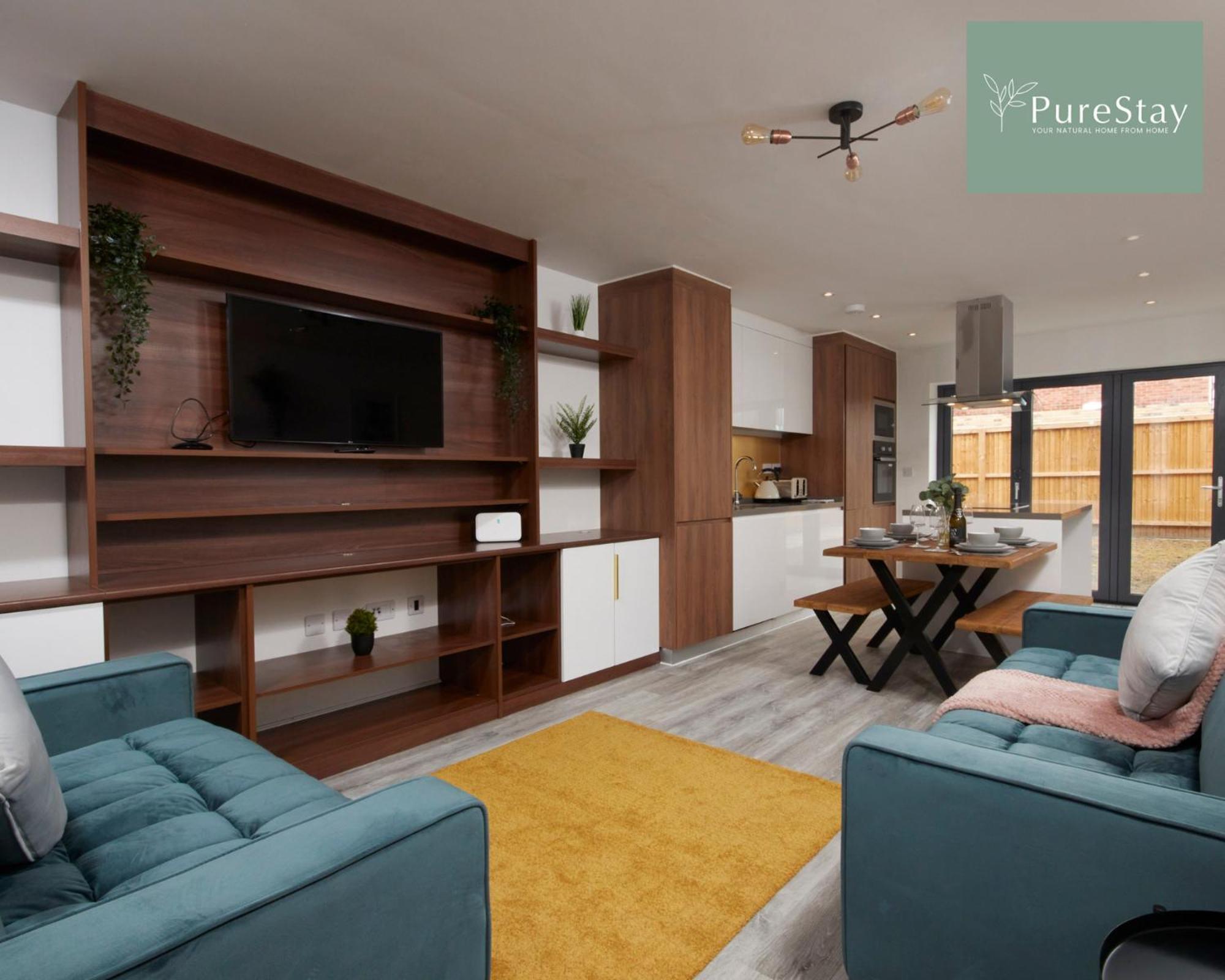 Stunning 5 Bed Manchester House With Parking By Purestay Short Lets & Serviced Accommodation Eksteriør billede