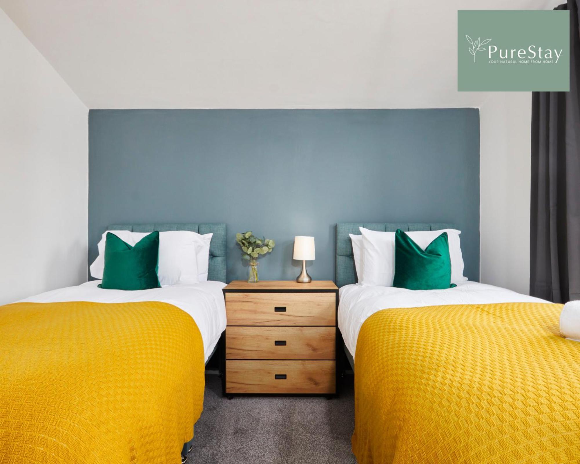 Stunning 5 Bed Manchester House With Parking By Purestay Short Lets & Serviced Accommodation Eksteriør billede