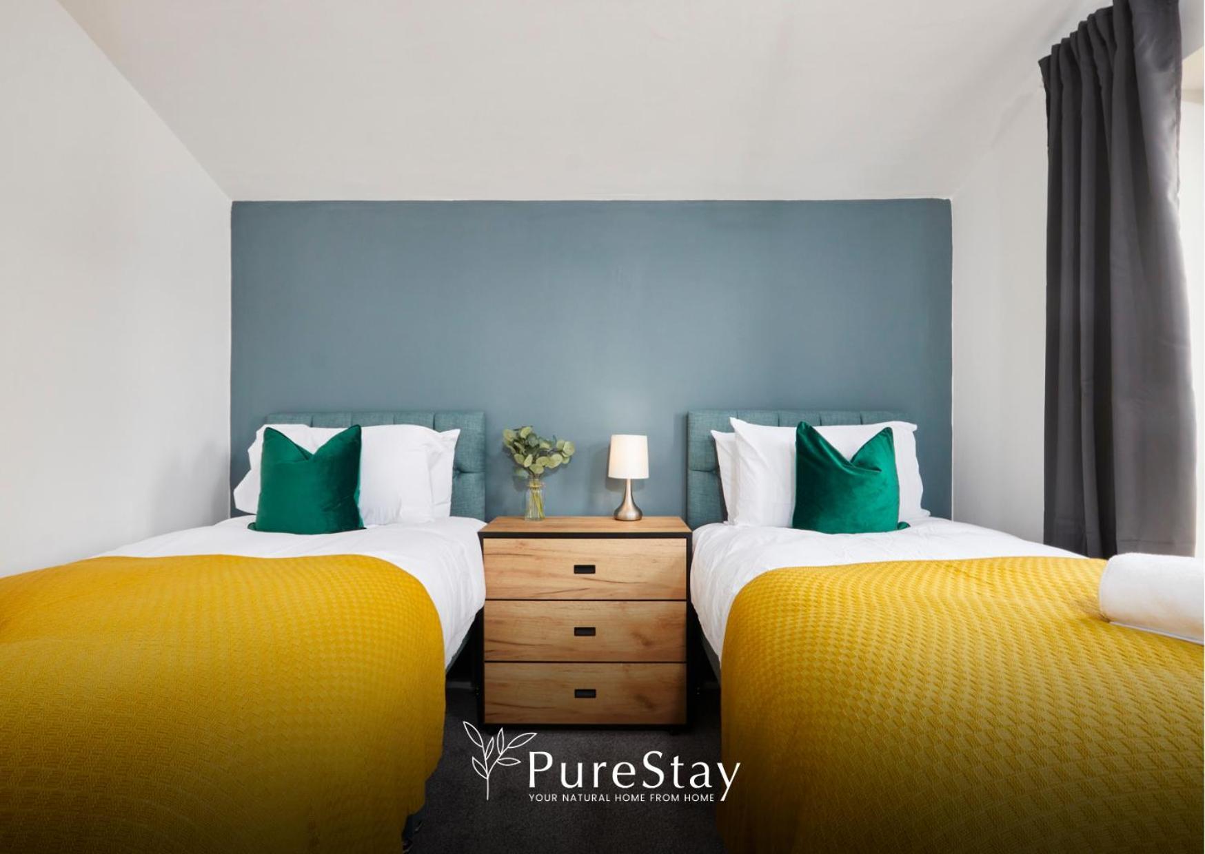 Stunning 5 Bed Manchester House With Parking By Purestay Short Lets & Serviced Accommodation Eksteriør billede