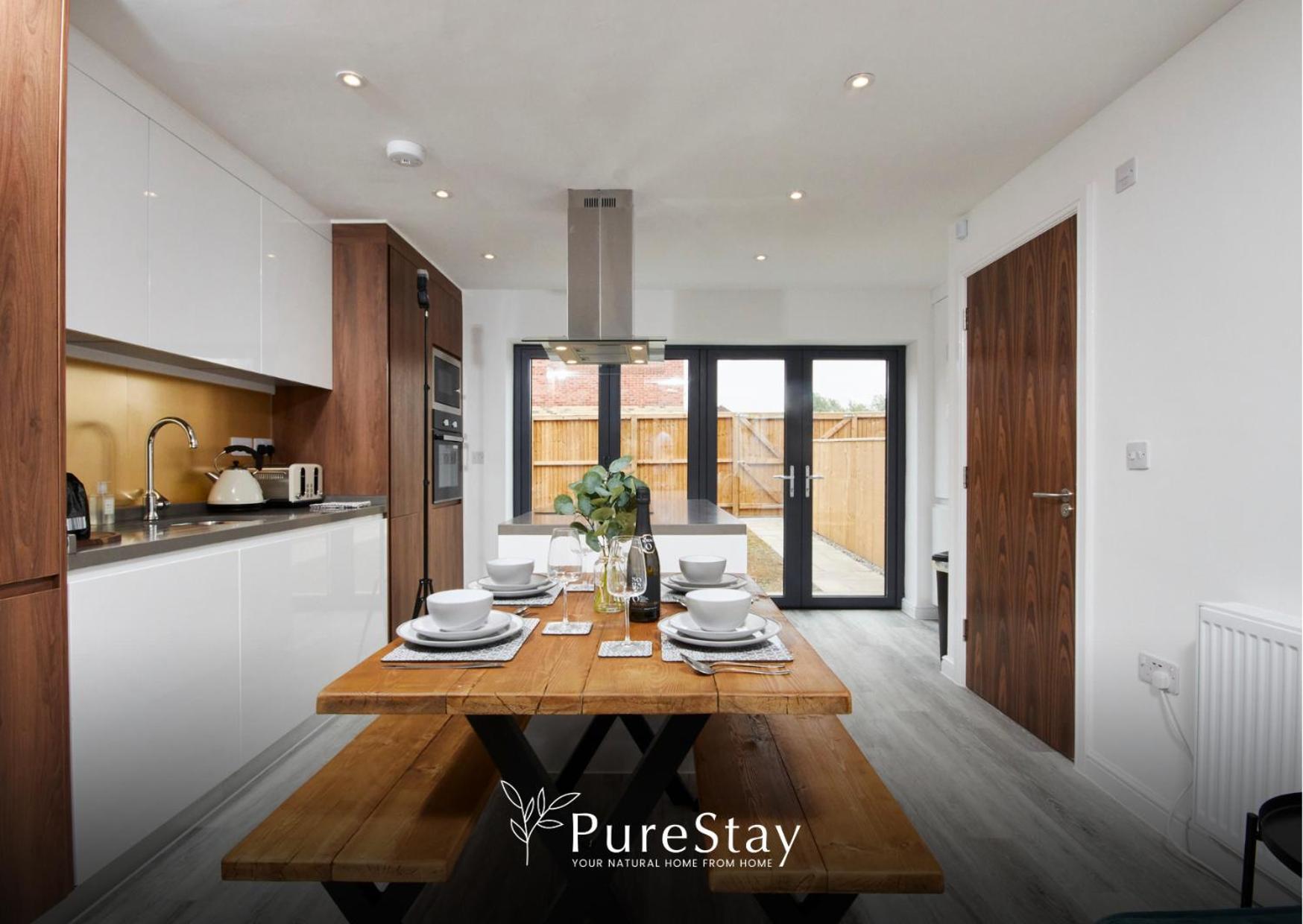Stunning 5 Bed Manchester House With Parking By Purestay Short Lets & Serviced Accommodation Eksteriør billede
