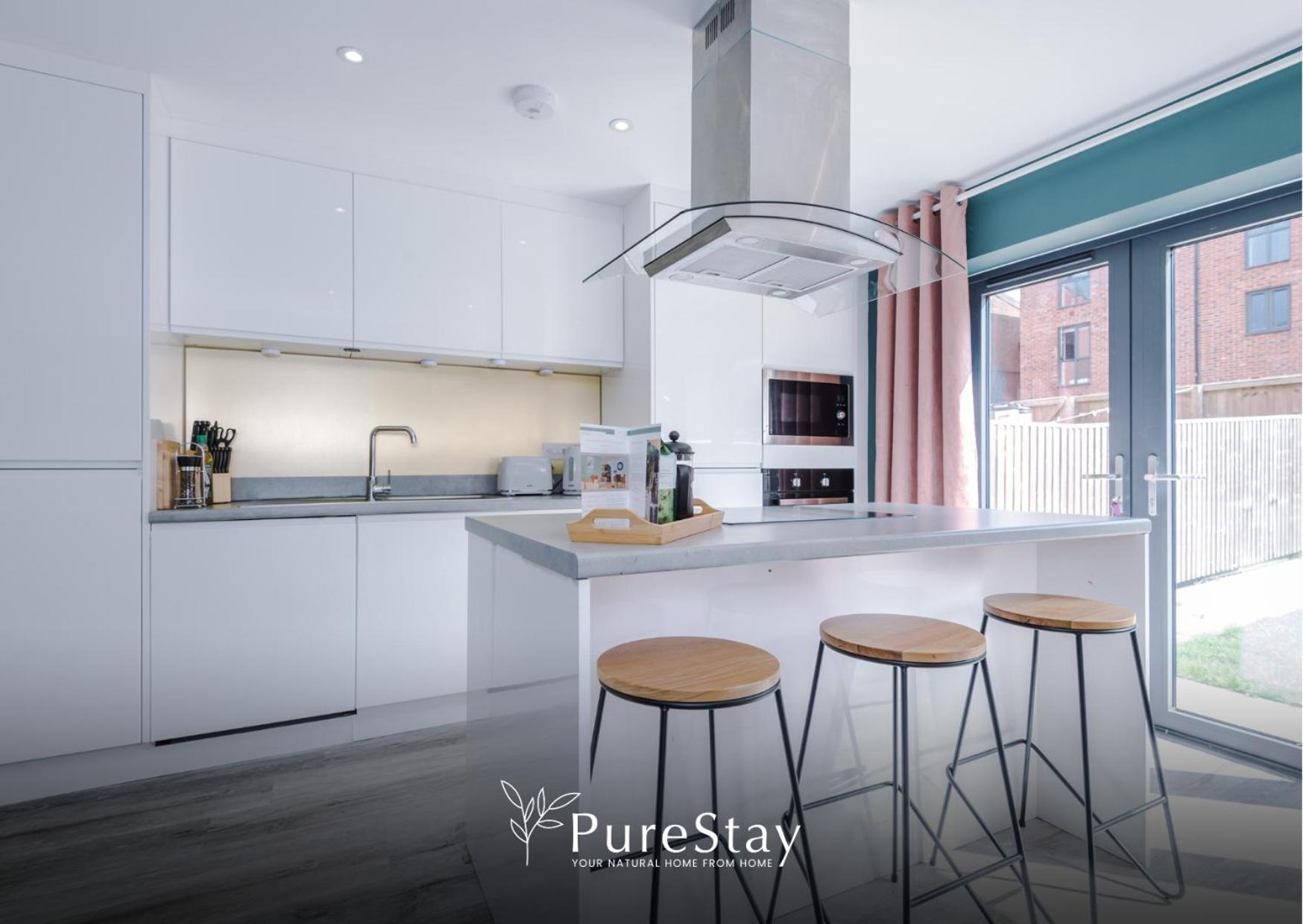 Stunning 5 Bed Manchester House With Parking By Purestay Short Lets & Serviced Accommodation Eksteriør billede